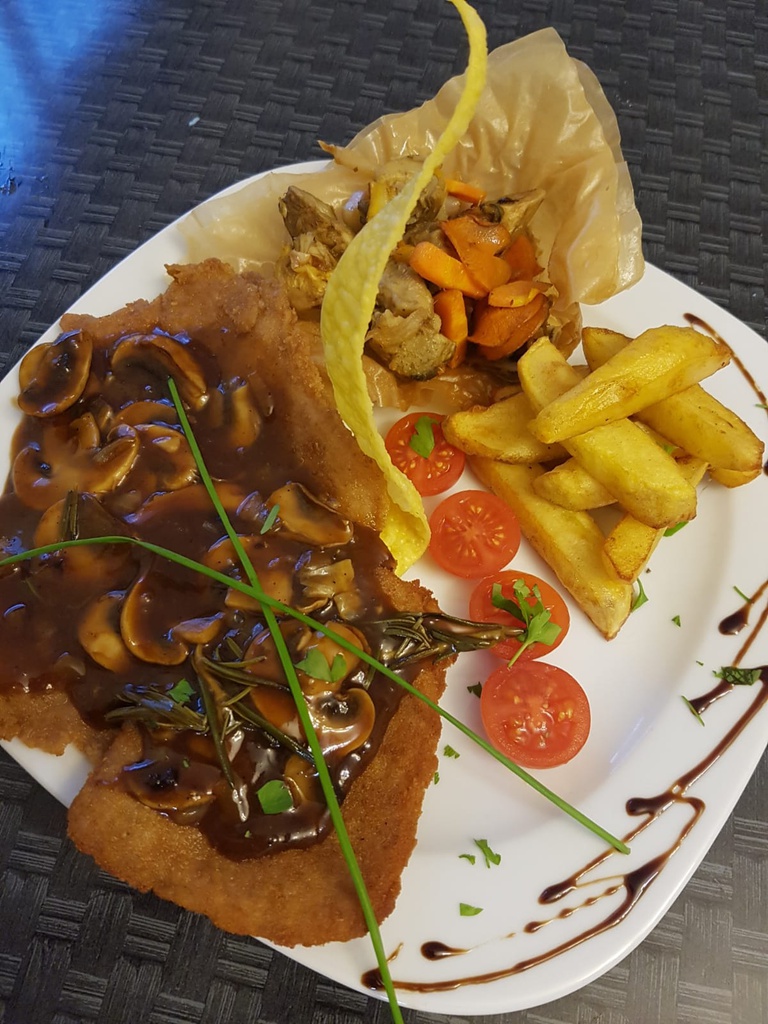 ESCALOPE CAZADORA