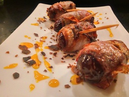 DATES WITH BACON