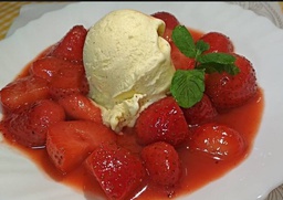 FLAMBEED STRAWBERRIES